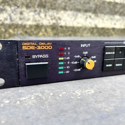 Roland SDE 3000