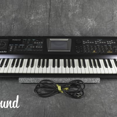 Roland V-Synth Synthesizer Workstation Keyboard Ver.2  in Very Good Condition+.