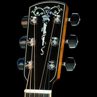 Larrivee LV-09 Artist Series Acoustic Guitar with Quilt Maple Back and Sides image 6