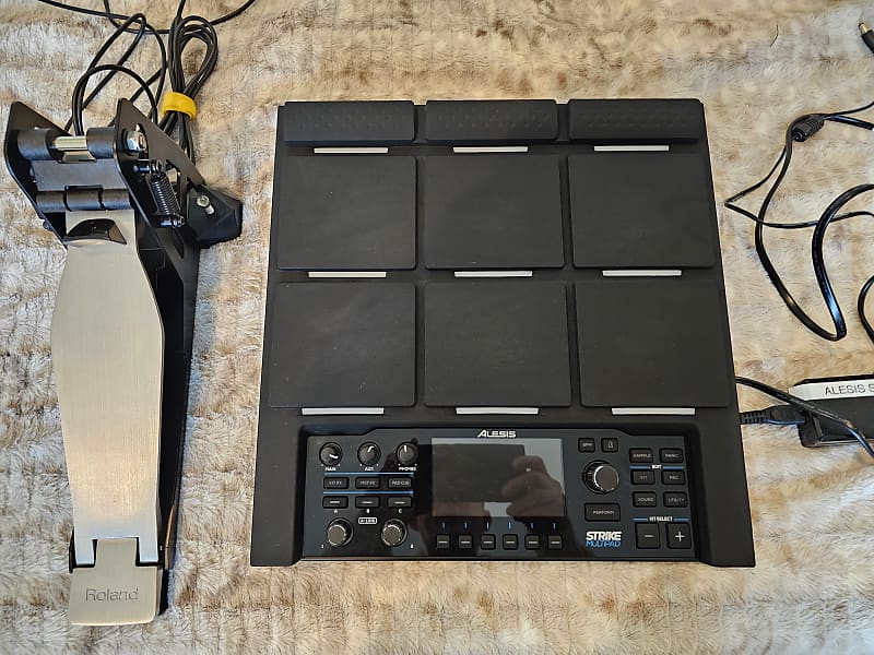 Alesis Strike Multipad with Roland Kick pedal Reverb
