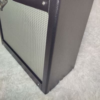 Fender Mustang II V.2 40-Watt 1x12