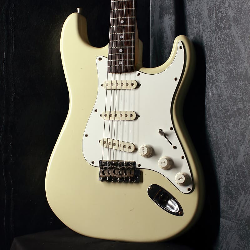1984 Tokai Goldstar Sound Strat - Red