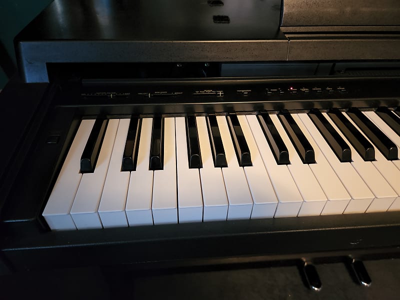 YAMAHA Clavinova 電子ピアノ　CLP-550 YAMAHA ヤマハ Clavinova クラビノーバ CLP-550 2001年製 電子ピアノ