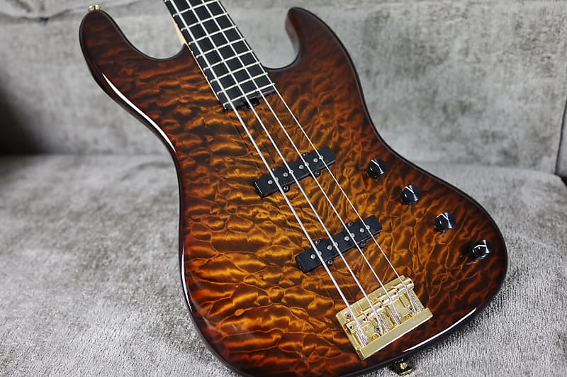 Sadowsky Jazz Bass Vintage NYC '2008 | 5A Flame Maple