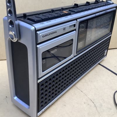 Grundig C 8000 vintage cassette radio made in Germany GRUNDIG image 14