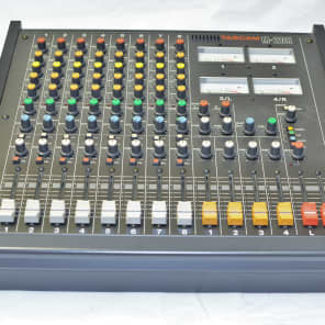 TASCAM-M208 MIXER 通電確認のみ ジャンク品 DJ機材