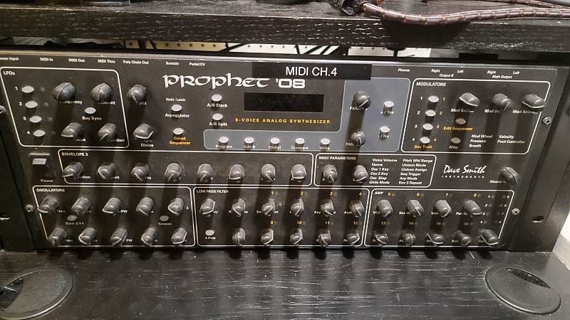 Dave Smith Instruments Prophet 08 PE Desktop 8-Voice Desktop