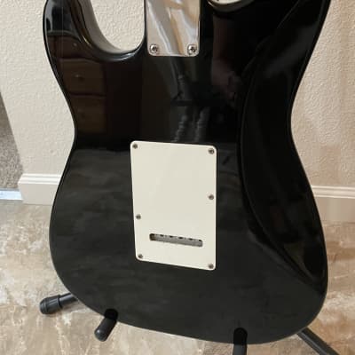 Fender Stratocaster Made in Korea 90s Black Squier Series image 12
