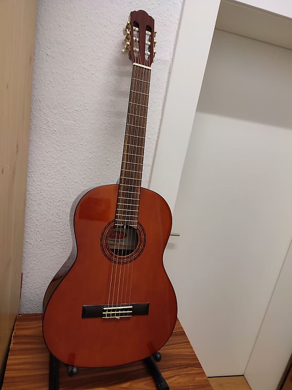 Stagg c547 on sale classical guitar