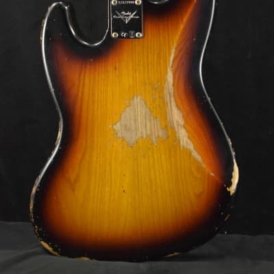 Mint Fender 1961 Jazz Bass Heavy Relic 3-Color Sunburst 3A Rosewood Fingerboard image 8