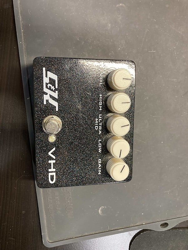 SNK Pedals VHD Distortion Preamp Reverb