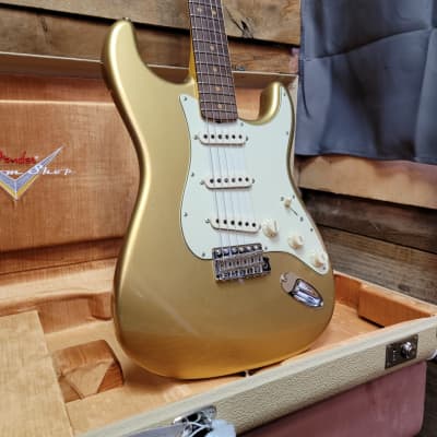 Fender Custom Shop 56 Stratocaster Gold Hardware With Case | Reverb