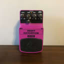 Behringer HD300 Heavy Distortion Pink/Black
