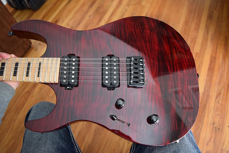 Kiesel DC600 ,left handed model , Gorgeous flamed maple top , great specs,  Excellent condition | Reverb España