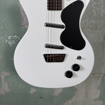 Mint Danelectro PB Special - White image 2