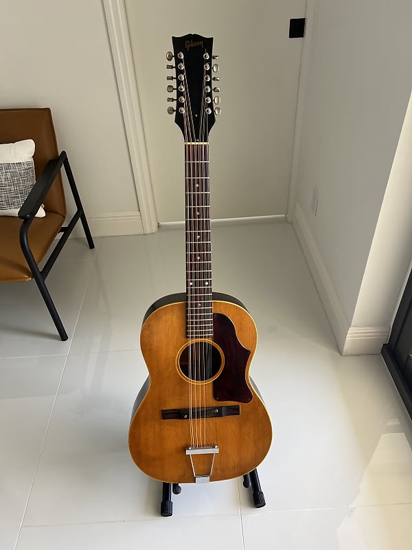 Gibson 12 string 1968  - Natural image 1