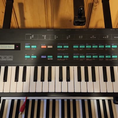 Yamaha DX100 Programmable Algorithm Synthesizer 1985 - Black