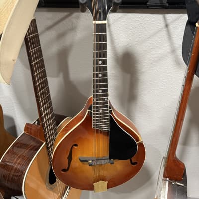 Kentucky マンドリン サンバースト　KM675 Kentucky KM-675 Mandolin | Music & Arts