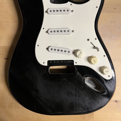 Squier Strat body - Black - relic - with loaded pickguard image 1