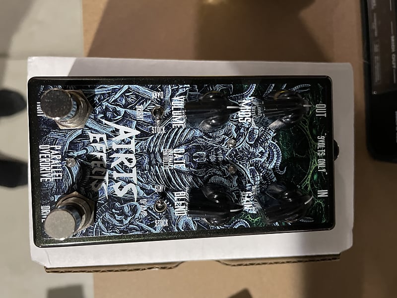 Airis Effects Parallel Overdrive Reverb