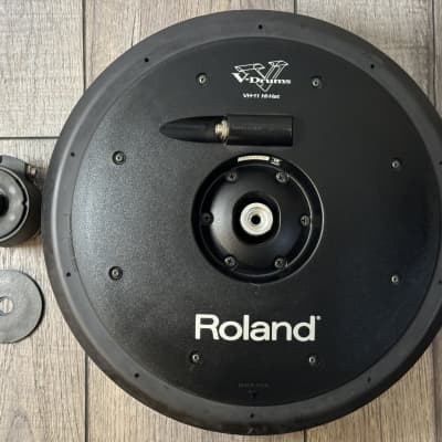 Roland VH-11 12