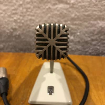 Vintage Grundig GBM 125 ribbon microphone (Beyerdynamic M260) image 4