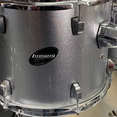 Ludwig Accent Complete 5pc Kit with Ludwig Hardware and Sabian B8 Cymbals image 5