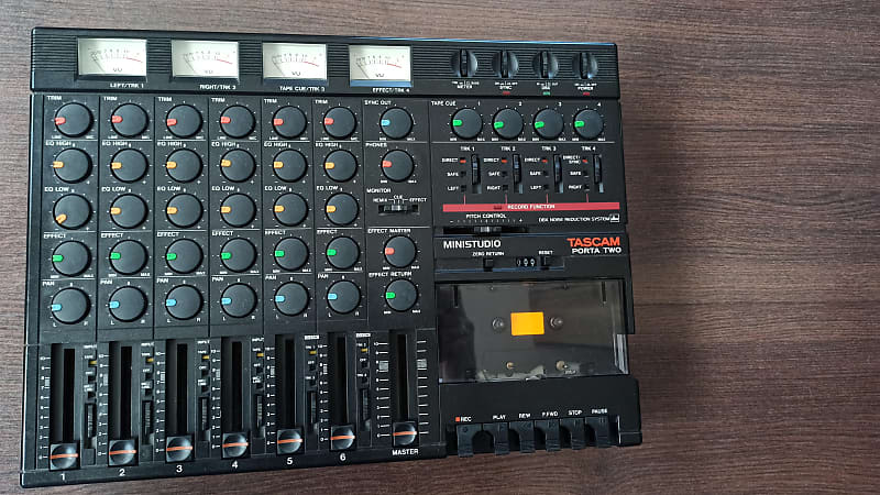 TASCAM MINISTUDIO PORTA TWO　デッドストック品 TASCAM Porta Two Ministudio 4-Track Cassette Recorder | Reverb Canada