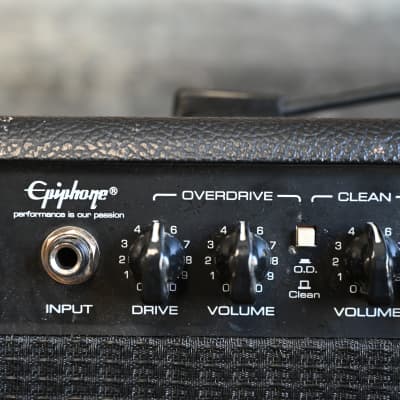 (13558) Epiphone Electar 15 Guitar Amp image 2
