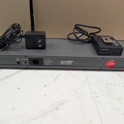 NADY True Diversity RW-1 Rack-mountable Wireless Receiver and GT-20 Guitar Transmitter pack pair Channel A, 1990's - Gray image 7