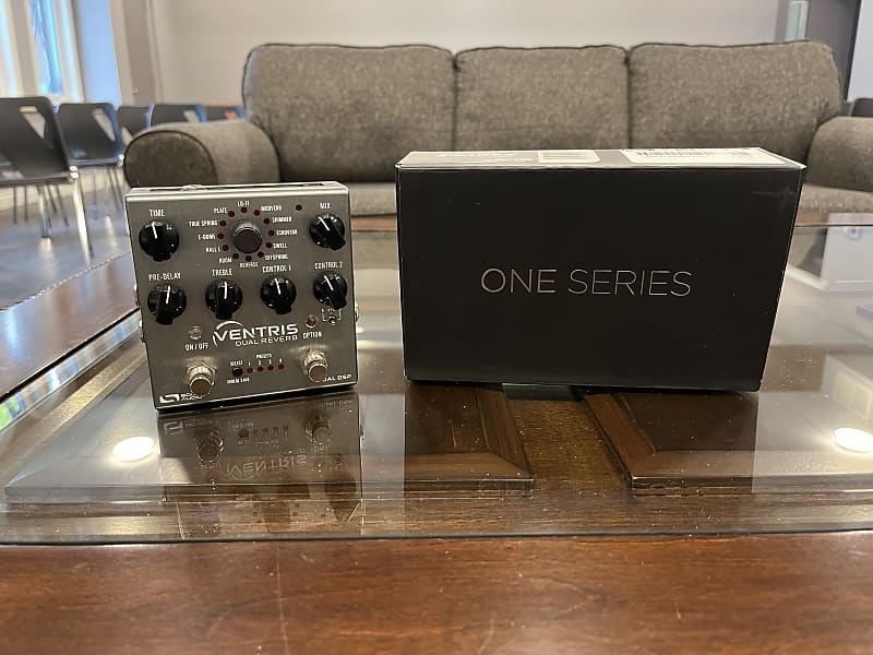 Source Audio SA262 Ventris Dual Reverb | Reverb Canada