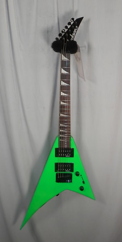 Jackson JS1X Minion Neon Green JS Series Randy Rhoads Jackson JS1X Minion Neon Green JS Series Randy Rhoads