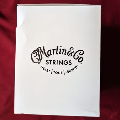 Box of 10 Packs of Martin MSP6200 SP Lifespan 80/20 Bronze Medium Acoustic Strings 2010s image 8
