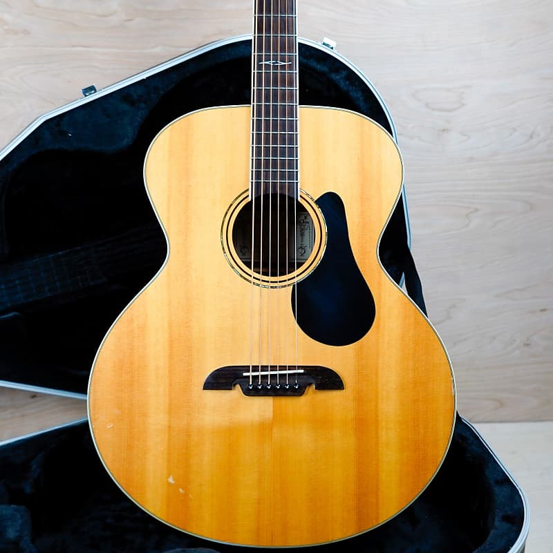 Alvarez baritone deals acoustic guitar