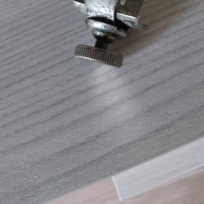 No brand nickel plated ligature for alto saxophone. image 3