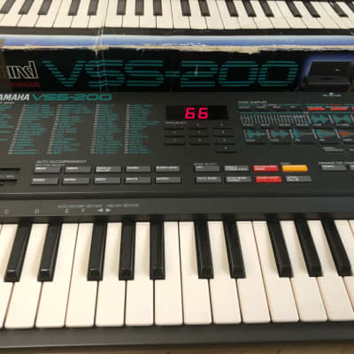 Yamaha VSS-200 - Vintage Lo-fi Sampler image 3