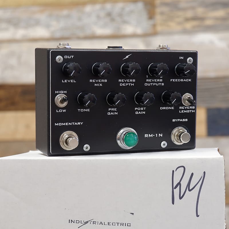 Industrialectric RM-1N Reverb Pedal (Pre-owned) | Reverb Canada