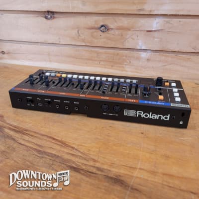 Roland JU-06A Boutique Sound Module Synthesizer image 6