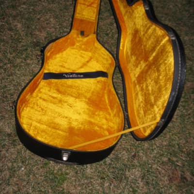 1970s Ventura Dreadnought HS Case for 6 or 12 string acoustic guitar (NO guitar) black ext/gold int image 11