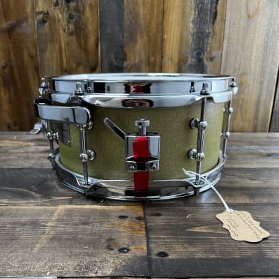 Odyssey 10X5 Maple Snare Drum 2022 - Gold Sparkle imagen 2