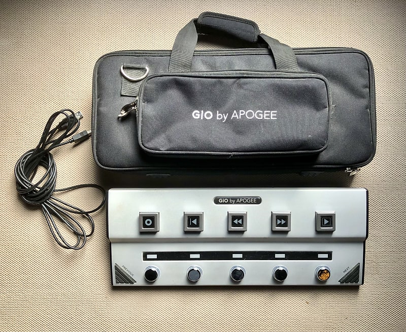 Apogee GiO USB Audio Interface w custom carrying bag image 1
