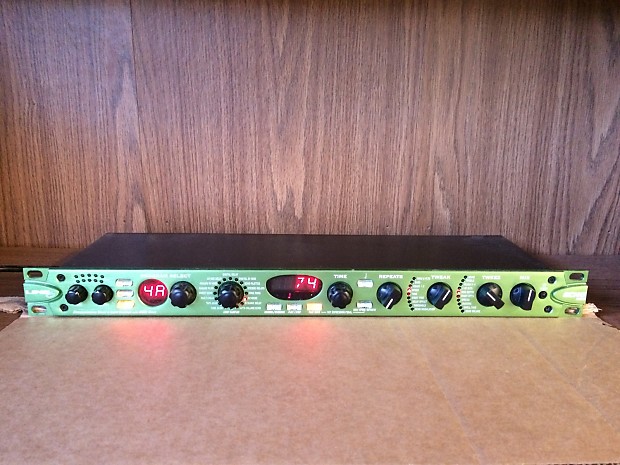 Line 6 Echo Pro DL4 rack version Pro Audio Delay effects processor