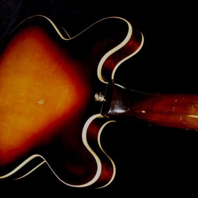 Gibson EB-2 1968 Bass. The best Gibson bass ever built.  A thumper. Beautiful image 12