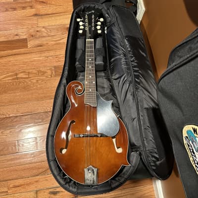 Kentucky KM-656 Standard F-Style Mandolin