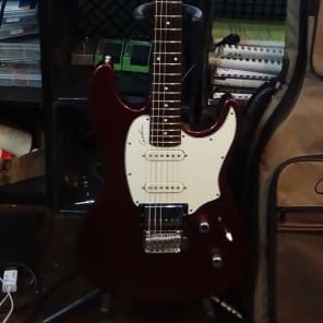 Godin Session 2010 Wine Red HSS w/ Gig Bag - Hand Made in Canada - Cool Strat Alternative image 1