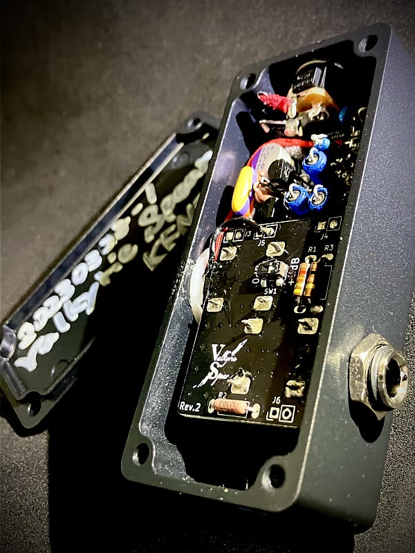 Valkyrie Spear - Violence Buffer Ex / handmade buffer pedal / Provide  powerful low and rich treble tone by using vintage parts and high-quality  parts