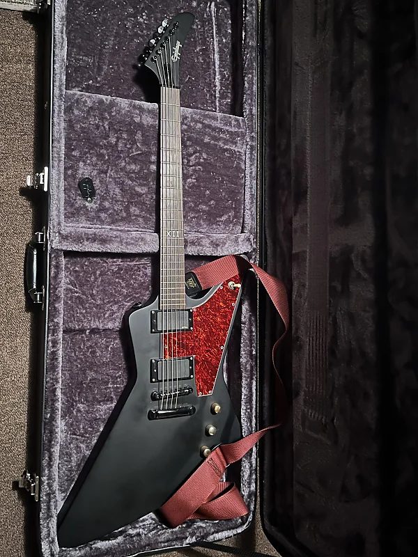 Epiphone 58 Gothic Explorer エピフォン 黒 中古 Epiphone 58 Gothic Explorer エピフォン 黒 中古 Epiphone 58 Gothic