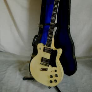 Guild M-80 Series 1976 Yellowed White image 2
