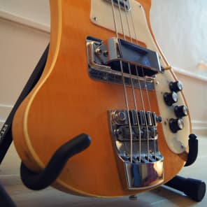 Aria RB 750 (Rickenbacker 4001 lawsuit) Made in Japan 1977