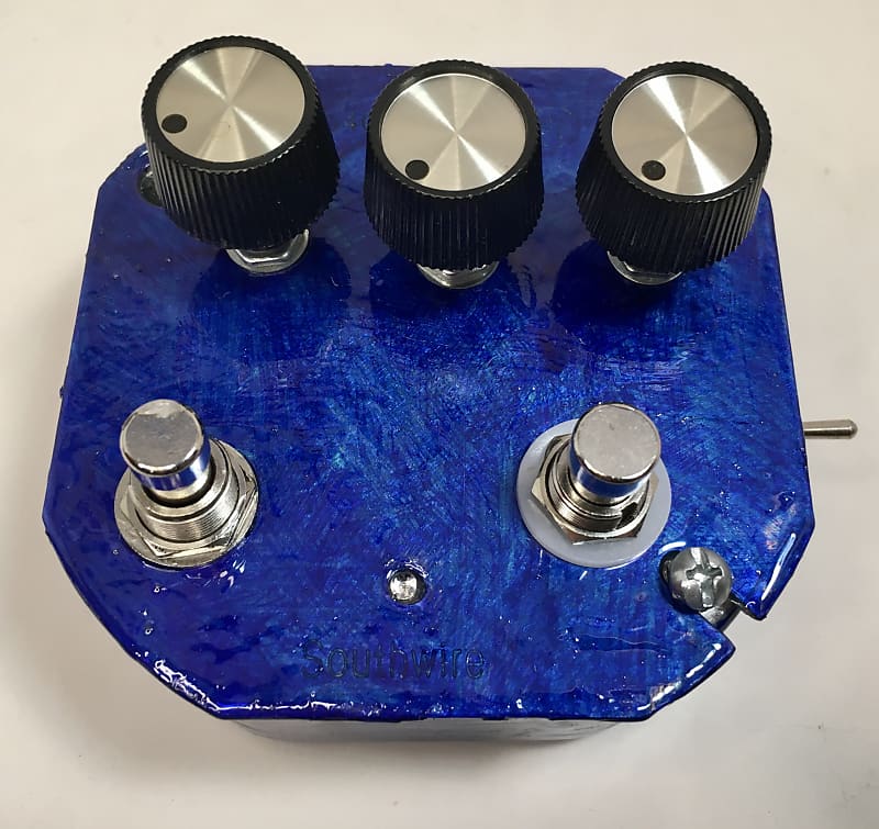 Speebtone DELUXE Bastard Son of Harmonic Jerk-U-Lator Fuzz/Distortion with  Voltage Starve, Fat Boost, Feedback/Oscillation and Momentary On/Off